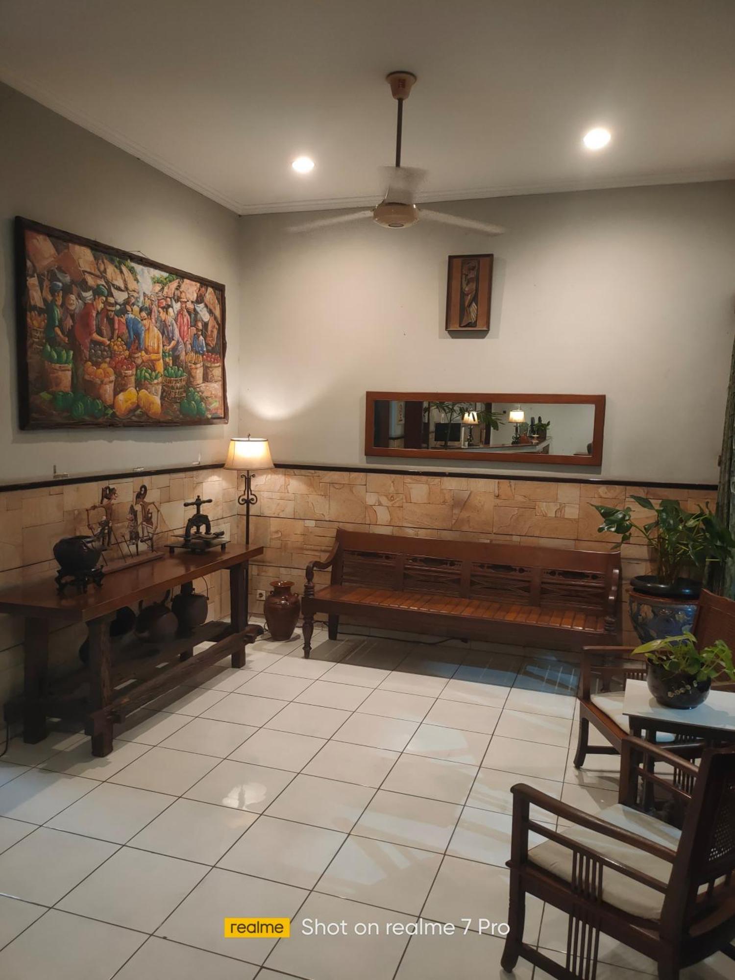 Hotel Aneka Baru Sleman  Εξωτερικό φωτογραφία